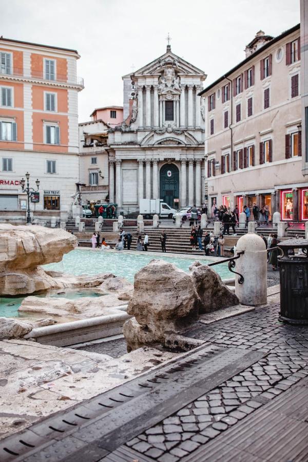 Delfini Trevi House Hotell Roma Eksteriør bilde